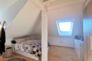 Traumhafte Dachgeschosswohnung mit Dachterrasse und EBK in Milbertshofen – Piccoloministr. 2, 80807 Milbertshofen, München – Vorschaubild 9