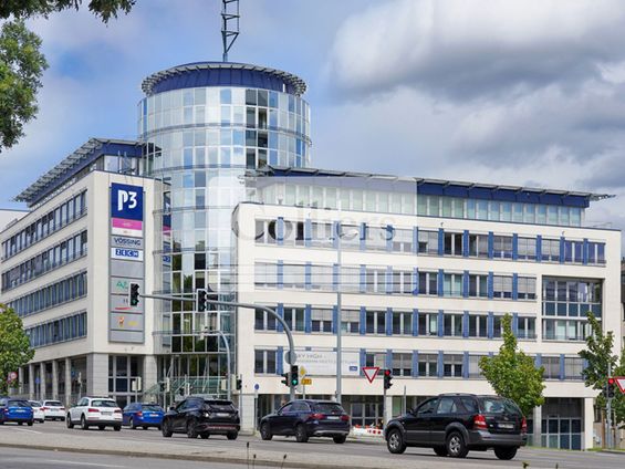 Bürofläche, 38 qm, Zuffenhausen, ideale Lage, store mit Parkplatz