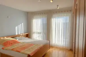 Traumhaftes Zweifamilienhaus mit Gartenparadies & Aussicht – Böblingen (Kreis) – Vorschaubild 10