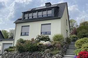 Kernsaniertes, freistehendes Einfamilienhaus in bester Lage  – Die vollständige Adresse der Immobilie erhältst du vom Anbieter., 42369 Ronsdorf, Wuppertal – Vorschaubild 2