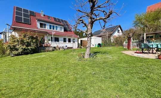 Charmantes Haus mit großem Garten
