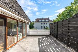 Bremen - Schwachhausen (Bürgerpark) / 2 Zimmer Wohnung mit Dachterrasse, Fahrstuhl und Garage – Die vollständige Adresse der Immobilie erhältst du vom Anbieter., 28209 Bürgerpark, Bremen – Vorschaubild 3