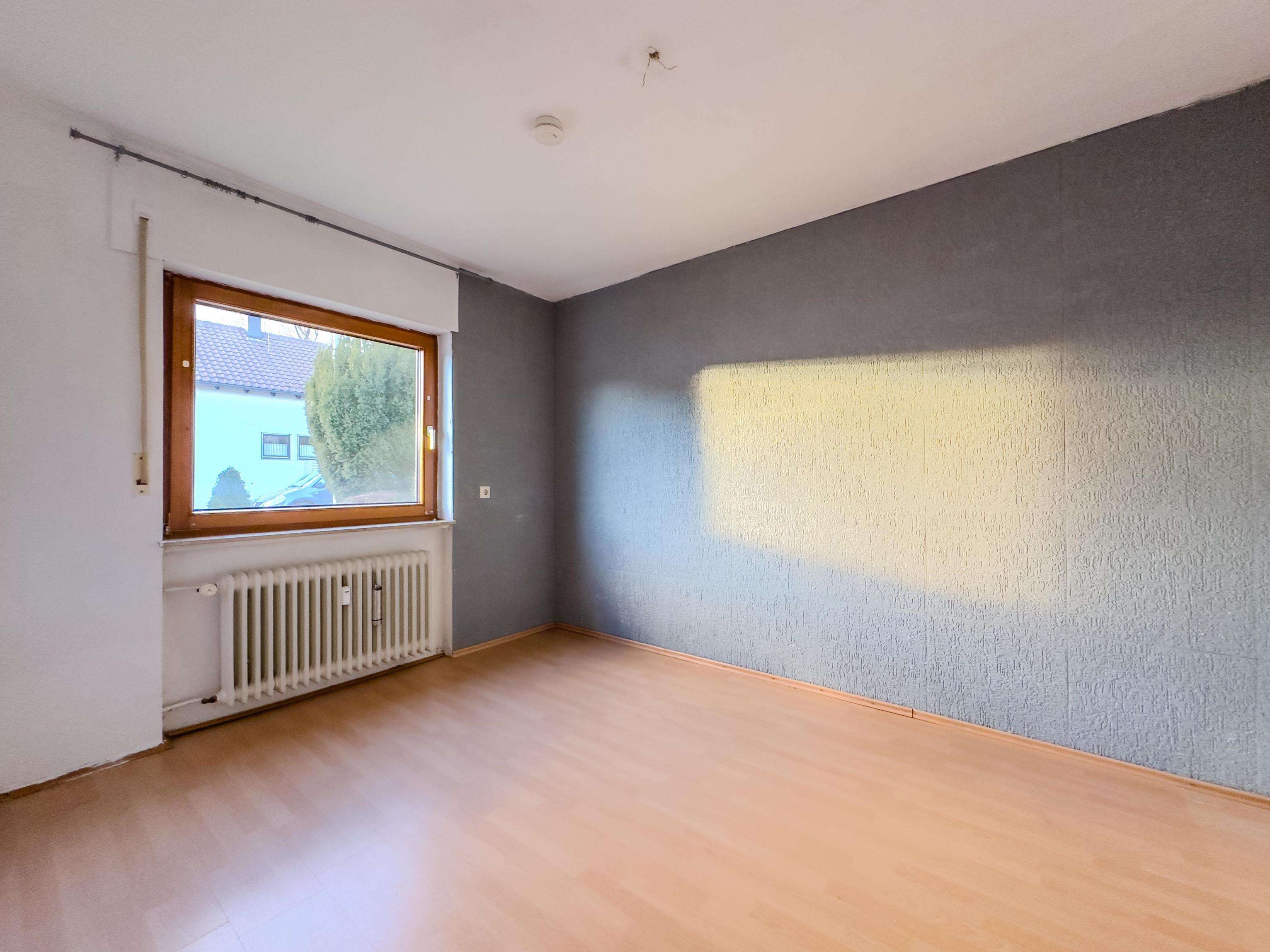 Immobilie in Notzingen - Lichtdurchflutete 3,5-Zimmerwohnung mit sonnigem Balkon  - Bild 0