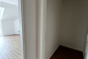 1-Raum-Wohnung | Balkon | Außen-Stellplatz | Dusche | Abstellraum | Dachboden – Türkisstraße 4, 4319 Leipzig – Vorschaubild 11