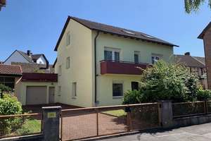 Ansprechendes Zweifamilienhaus im Zentrum  – Die vollständige Adresse der Immobilie erhältst du vom Anbieter., 37603 Holzminden – Vorschaubild 1