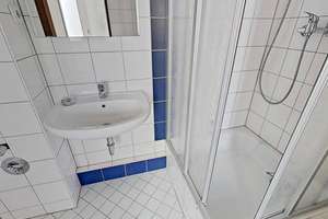 Die Blätter fallen, Ihre Mietkosten auch - Einziehen und 1 NKM sparen: Geräumige 4-Zimmer-Wohnung... – 39104 Altstadt, Magdeburg – Vorschaubild 11