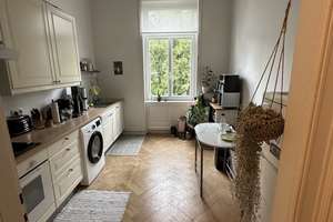 Altbauwohnung mit Charakter: Zwei-Zimmer-Wohnung mit Balkon in Wiesbaden – Dotzheimer Straße 60, 65197 Rheingauviertel / Hollerborn, Wiesbaden – Vorschaubild 7