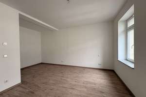 Wohntraum! Sanierte 2 Raumwohnung mit großem Balkon + modernem Bad am Brühl! – Hermannstraße 1, 9111 Zentrum, Chemnitz – Vorschaubild 5