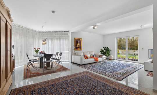 Exklusives Wohnen in Bestlage am Geigersberg - Ihr Domizil mit traumhaftem Blick über Karlsruhe