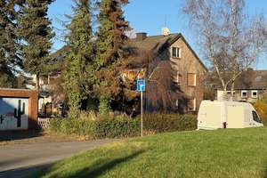 Wo Träume Wurzeln schlagen:  3-Fam.-Haus mit Garten, Terrasse, Balkon und 2 Garagen! – Die vollständige Adresse der Immobilie erhältst du vom Anbieter., 45731 Waltrop – Vorschaubild 1