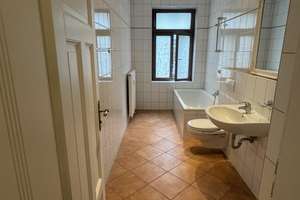 Property thumbnail 9