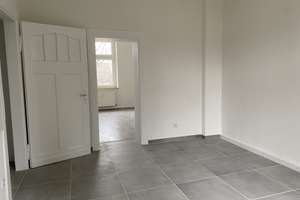 Moderne Altbauwohnung, hohe Decken, große Räume, neues Bad! 2RKDB 62m² – Ellernstr. 67, 45326 Altenessen-Süd, Essen – Vorschaubild 6