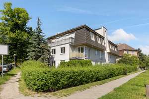 Viel Raum zum Entfalten: Helle Wohnung mit viel Potenzial und Stellplatz
