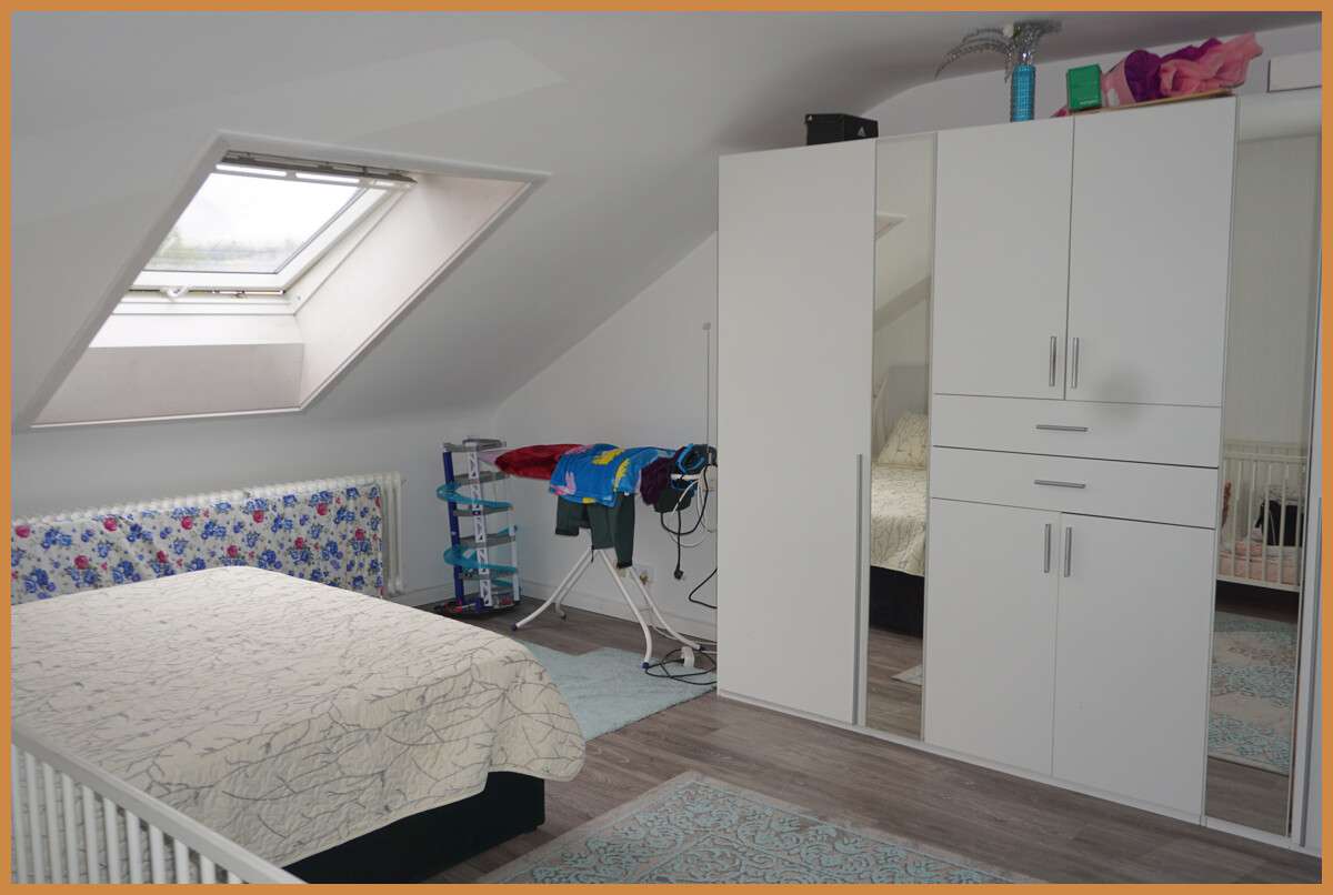 Immobilie in Gengenbach - Ihre Kapitalanlage: 4-Zimmer-Dachgeschosswohnung mit Garage und Stellplatz in guter Lage! - Bild 0