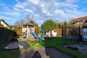 !! Reserviert !! Geräumiges Zweifamilienhaus in guter Lage mit großem Grundstück in BS-Wenden – Braunschweig – Vorschaubild 3