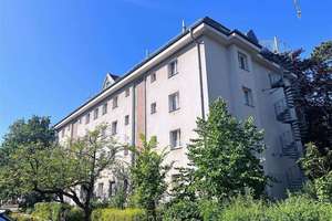 Vermietete 2,5-Zi.-Whg. + Süd-Loggia + EBK + ruhige Lage in Steglitz/LANKWITZ mit Potenzial – Die vollständige Adresse der Immobilie erhältst du vom Anbieter., 12247 Lankwitz, Berlin – Vorschaubild 1