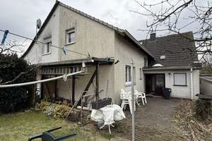 Doppelhaushälfte mit Garage in gefragter Lage von Iserlohn (zwei separate Wohneinheiten vorhanden) – Die vollständige Adresse der Immobilie erhältst du vom Anbieter., 58638 Iserlohn-Mitte, Iserlohn – Vorschaubild 2