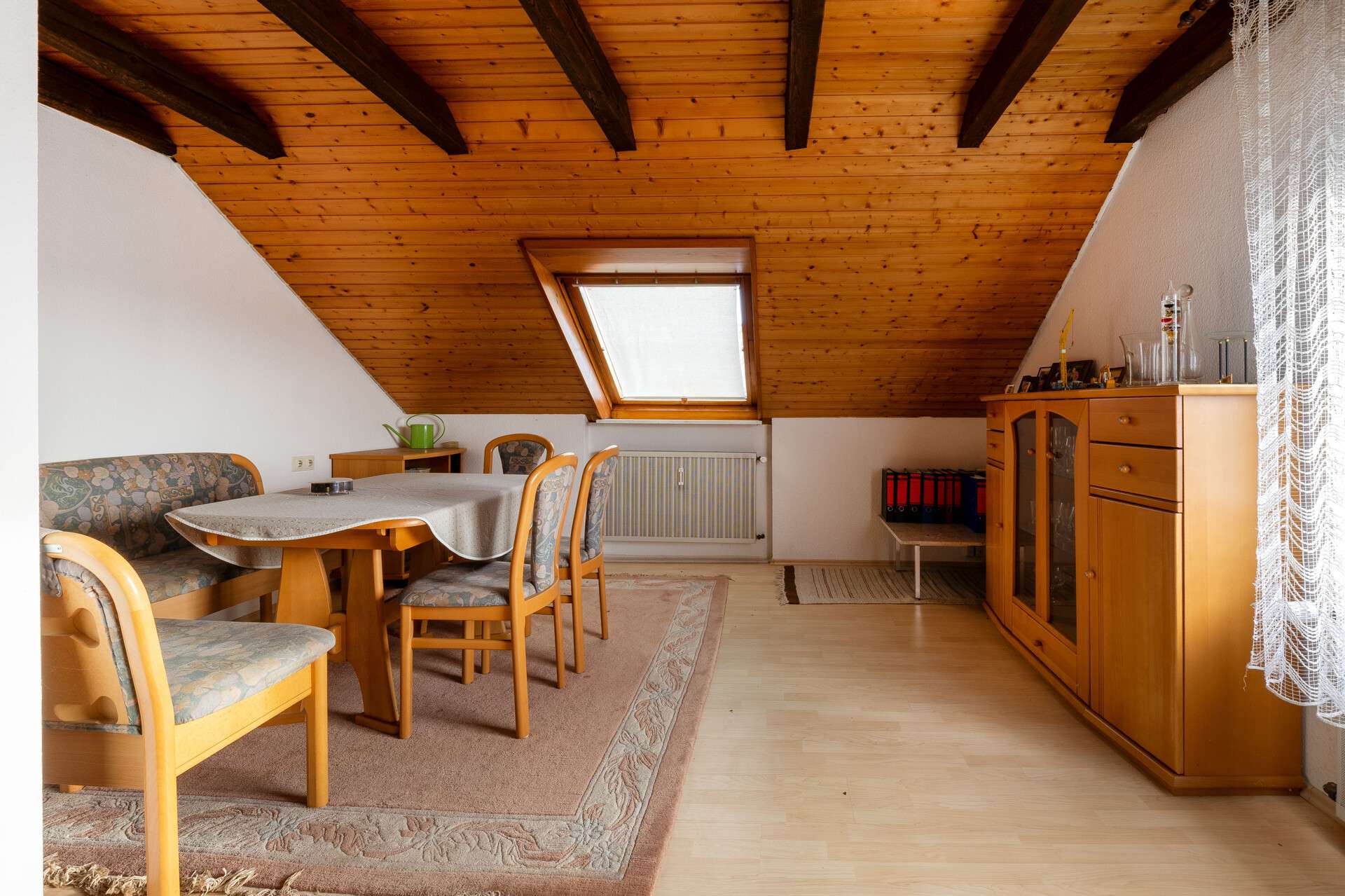 Immobilie in Aulendorf - Sofort bezugsfrei!
Großzügiges Zweifamilienhaus mit Potenzial in attraktiver Lage von Aulendorf - Bild 0