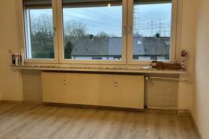 Familien- & Homeoffice-freundlich -Helle 3,5-Zimmer-Wohnung mit Balkon – ideal für Familie oder Home – Holtener Straße 370, 47167 Röttgersbach, Duisburg – Vorschaubild 8