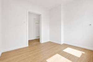 Wohnen über den Dächern: 3,5 Zimmer mit Altbaucharme – Die vollständige Adresse der Immobilie erhältst du vom Anbieter., 28207 Hastedt, Bremen – Vorschaubild 3