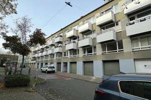 Erstbezug nach Sanierung! Schöne 2-Zimmer Maisonettewohnung in Wuppertal-Barmen mit Balkon