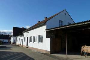 Frisch modernisiertes 1-2 Fam.-Wohnhaus mit mehreren Hallen/Garagen im stadtnahen Grün, Nfl. 900m² – Die vollständige Adresse der Immobilie erhältst du vom Anbieter., 97437 Haßfurt – Vorschaubild 15