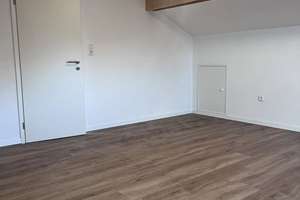 Wohnen mit Charakter: Lichtdurchflutete 2 Zimmer Dachgeschosswohnung in Uninähe – Die vollständige Adresse der Immobilie erhältst du vom Anbieter., 33098 Kernstadt, Paderborn – Vorschaubild 5