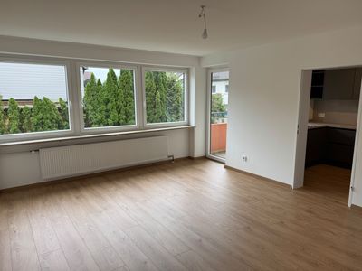 Generalsanierte 4-Zimmer-Wohnung mit großzügiger Loggia