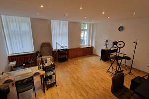 Altbauwohnung mit ca 127 m² - aktuell als Gewerbe genutzt mit Potenzial zur 3-4 Zimmer Wohnung – Die vollständige Adresse der Immobilie erhältst du vom Anbieter., 4318 Sellerhausen-Stünz, Leipzig – Vorschaubild 2