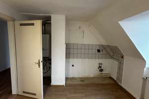 Gemütliche 3-Zimmer-Dachgeschosswohnung – Bergerhauser Straße 6, 45136 Huttrop, Essen – Vorschaubild 7