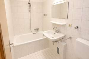Schönes möbliertes 1-Zimmer-Apartment mit Balkon im Frankenberger Viertel – Moltkestr. 7, 52066 Burtscheider Kurgarten, Aachen – Vorschaubild 4
