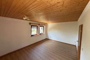 Großzügige 4 Zimmer Wohnung mit Wohnküche – hell & ruhig in München Ramersdorf – Segenstraße 2, 81735 Ramersdorf, München – Vorschaubild 4