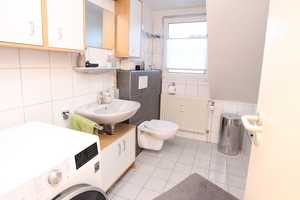 Gepflegte 2-Zimmerwohnung im Dachgeschoss mit Stellplatz in guter Lage von Oldenburg-Osternburg – Oldenburg (Oldenburg) – Vorschaubild 7