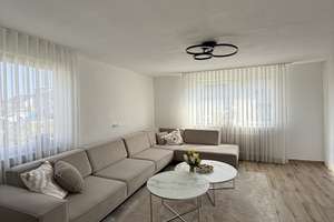 Stilvoll modernisiert: 4,5-Zimmer-Wohnung in Neckartenzlingen – Teckstrasse 3, 72654 Neckartenzlingen – Vorschaubild 13