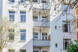Jetzt günstig kaufen, später selbst einziehen! Gr. 4-Zi., Balk., am  Schrevenpark, prächtiger Altbau – Die vollständige Adresse der Immobilie erhältst du vom Anbieter., 24116 Schreventeich, Kiel – Vorschaubild 4