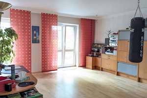 Modernisiertes EFH mit Einliegerwohnung, aufwändiger Gartenanlage und Fernsicht in Ruhelage! – Die vollständige Adresse der Immobilie erhältst du vom Anbieter., 65232 Taunusstein – Vorschaubild 58