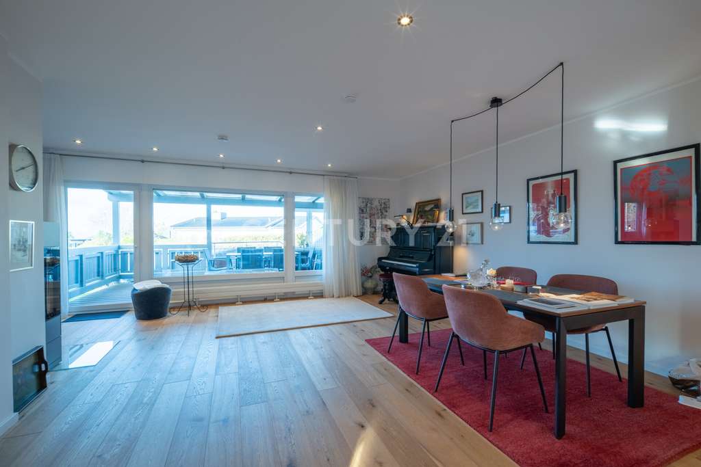 Immobilie in Geisenheim - Luxus, Licht & Lebensqualität: Ihr privates Refugium mit Pool und Einliegerwohnung - Bild 2