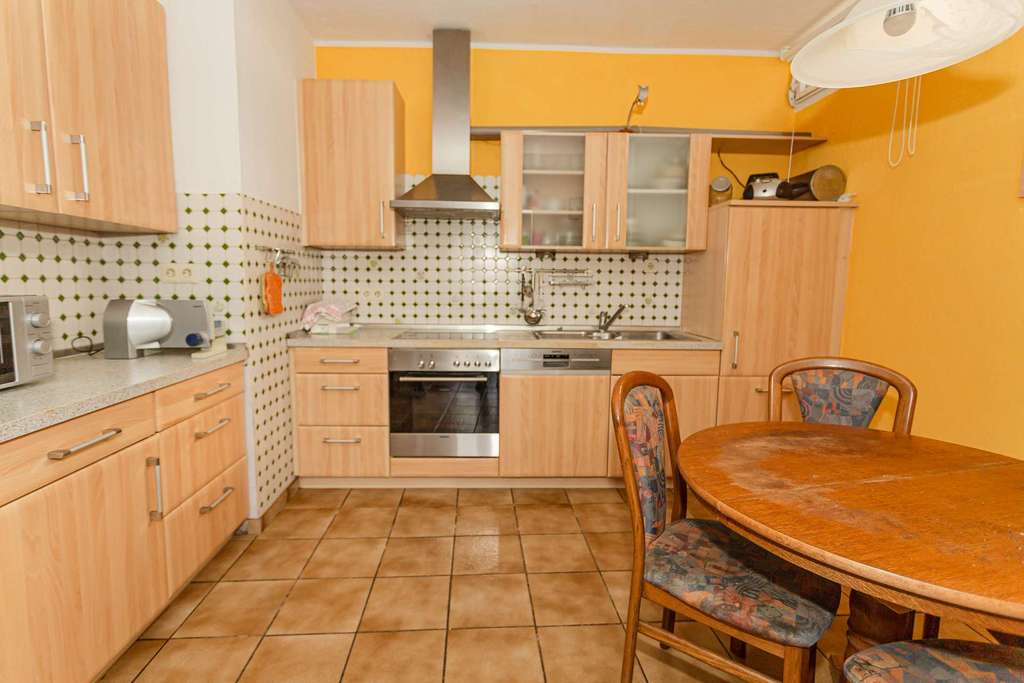 Immobilie in Ellenz-Poltersdorf - Ein Haus nahe Cochem - mit 2 Terrassen, Balkon und Garage in hochwassersicherer Lage - Bild 4