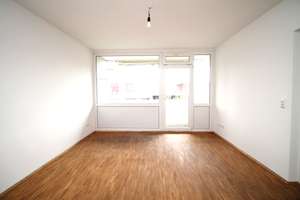 Erstbezug nach Sanierung - Sonnige 2-Zimmerwohnung mit Balkon – 81735 Neuperlach, München – Vorschaubild 3