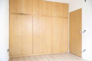 Frisch saniertes Wohnen im Erdgeschoss – 2-Zimmer-Wohnung mit großem Balkon in Nürnberg – Die vollständige Adresse der Immobilie erhältst du vom Anbieter., 90478 Ludwigsfeld, Nürnberg – Vorschaubild 6