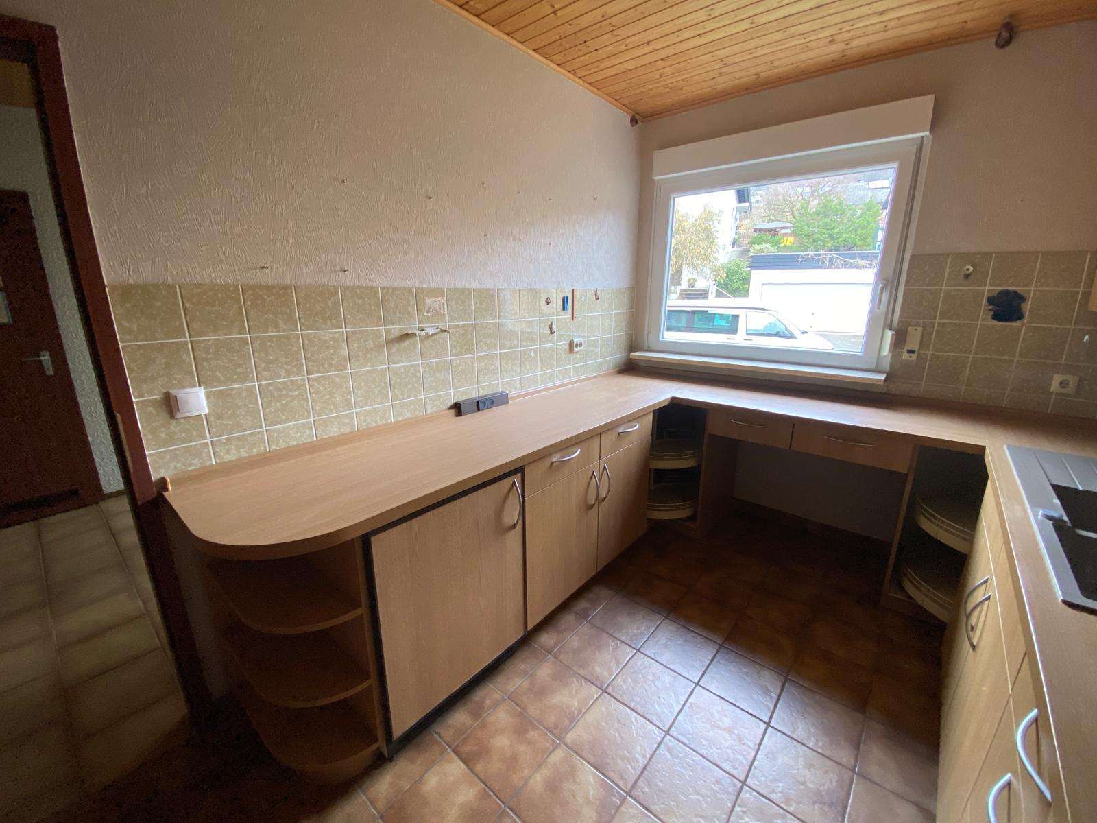 Immobilie in Ebermannstadt - Doppelhaushälfte mit Garten, Garage und viel Platz für die Familie - Bild 0