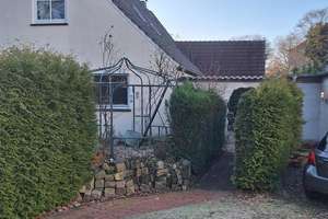 Doppelhaus - ehem. Bauernhof in Bremen-Huchting