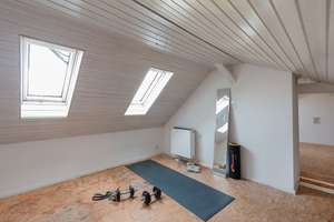 Beste Ruhelage in Zehlendorf – Haus mit Ausbaureserve und viel Potenzial – Die vollständige Adresse der Immobilie erhältst du vom Anbieter., 14167 Zehlendorf, Berlin – Vorschaubild 31