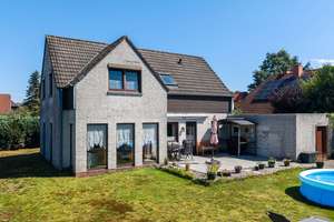 Ein Zuhause mit Potenzial – familienfreundliches Einfamilienhaus mit Garten und Carport. Obj. 10070 – Die vollständige Adresse der Immobilie erhältst du vom Anbieter., 26188 Edewecht – Vorschaubild 4