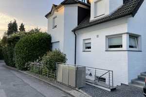 HÜBSCHES EINZELSTÜCK MIT EIGENEM EINGANG UND EINBAUKÜCHE IN ESSEN-STADTWALD (ab 01.11.2025) – Essen – Vorschaubild 1