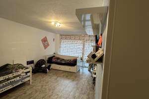 Attraktive 4-Zimmer-Wohnung in Duisburg – Die vollständige Adresse der Immobilie erhältst du vom Anbieter., 47259 Huckingen, Duisburg – Vorschaubild 17
