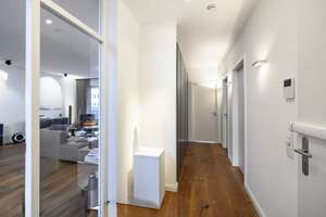 Stilvolle 4-Zimmer-Wohnung direkt am Hofgarten – Die vollständige Adresse der Immobilie erhältst du vom Anbieter., 40211 Pempelfort, Düsseldorf – Vorschaubild 10
