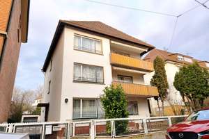 4-Familienhaus mit 2 Garagen und Garten – Die vollständige Adresse der Immobilie erhältst du vom Anbieter., 70195 Botnang-Ost, Stuttgart – Vorschaubild 1