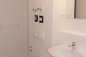 Ruhige 2-Zimmer-Wohnung mit Westbalkon in München-Berg am Laim – Hansjakobstraße 103a, 81825 Josephsburg, München – Vorschaubild 3