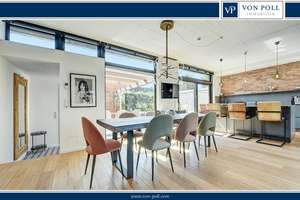 Modernes Split-Level-Haus mit Einlieger- oder Bürobereich